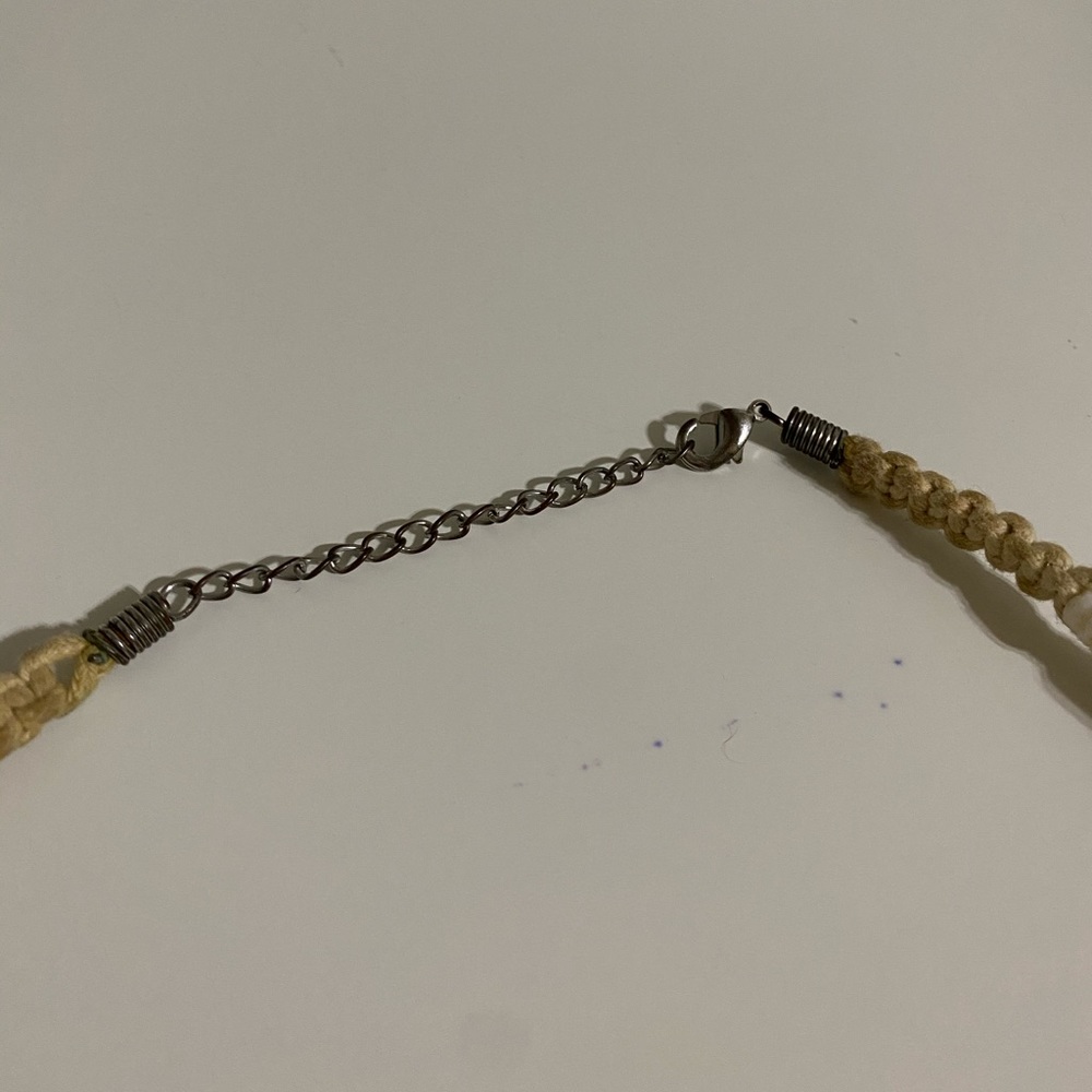 She’ll necklace - Picture 3 of 4